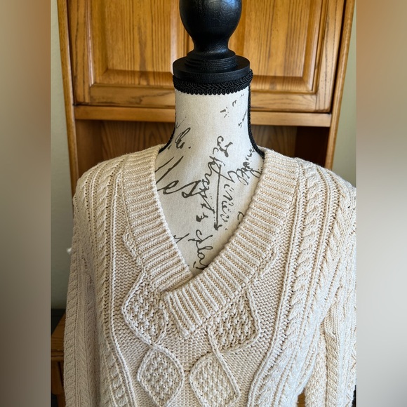 L.L. Bean Signature Vintage Cable Knit Cream 100% Cotton Fisherman’s Sweater - Picture 7 of 12